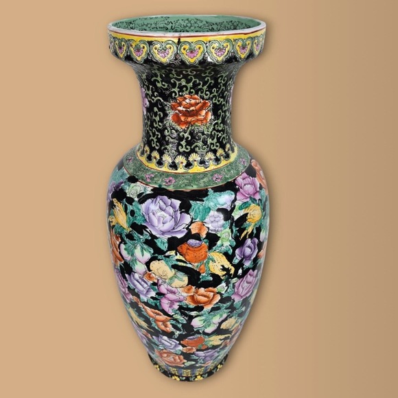 Big VTG Chinese Hand‎ painted Millefleur, Famille Flowers 24.5 In Porcelain Vase - Picture 2 of 14
